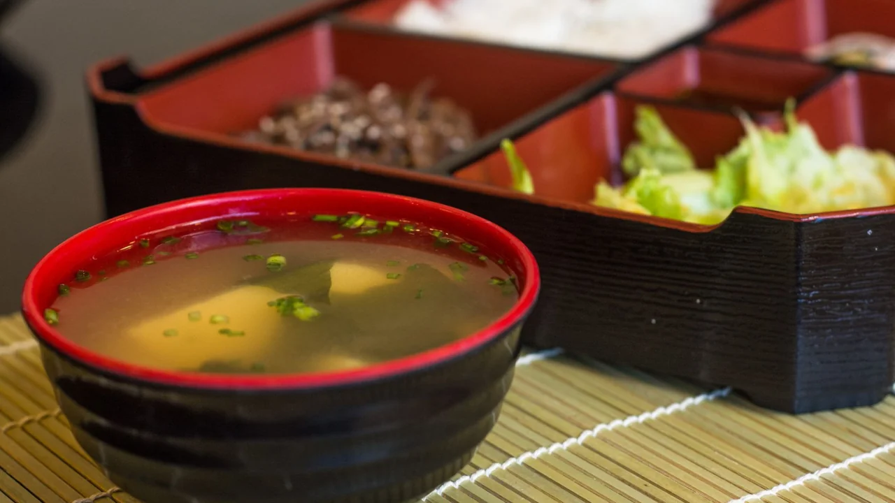 出汁を活かした和食の食卓